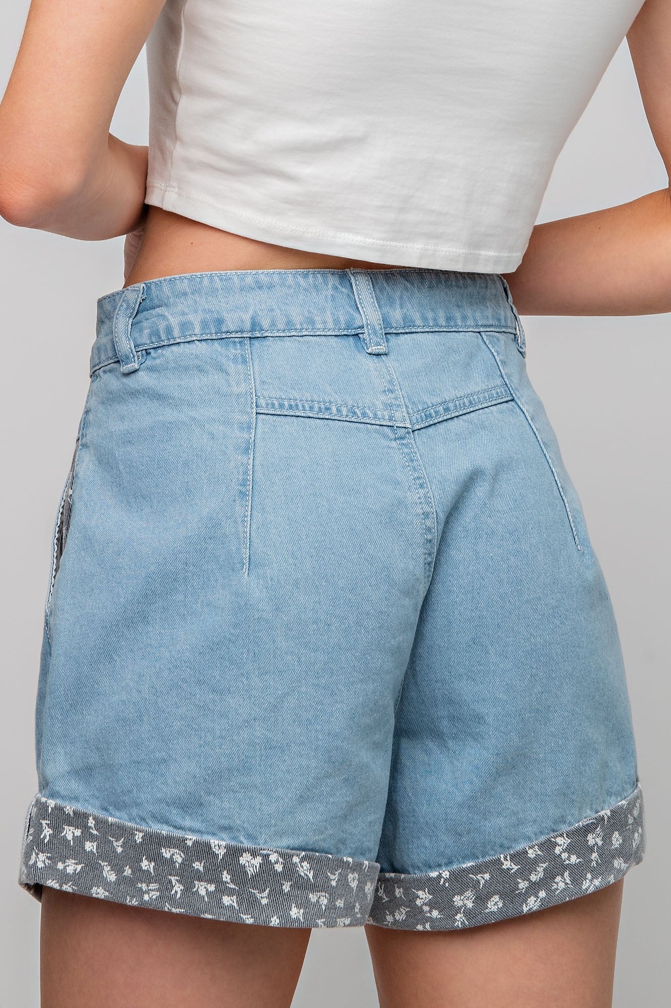 ROLLED UP SHORTS - DENIM