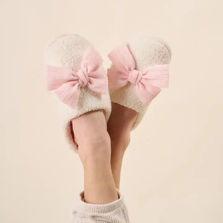 BETTY FUZZY SLIPPERS