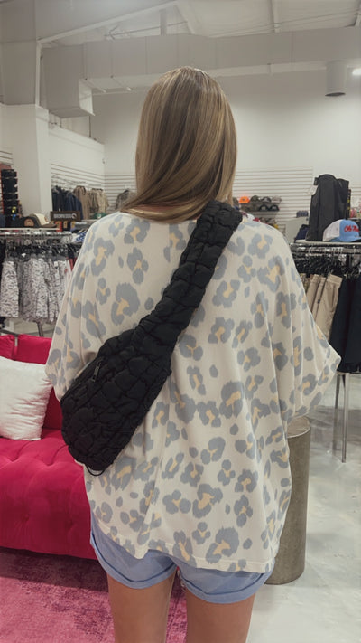 QUILTED SLING BAG