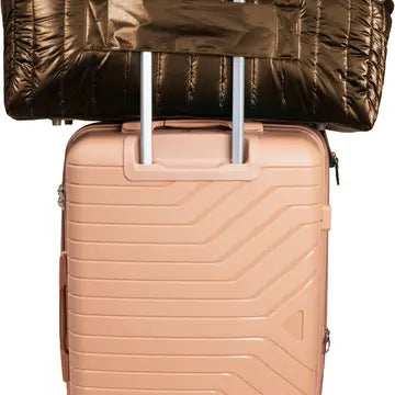 QUILTED METALLIC PUFFER DUFFEL -CHOCOLATE