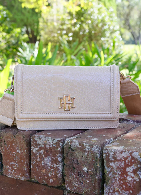 Maverick Crossbody with Pocket TAN